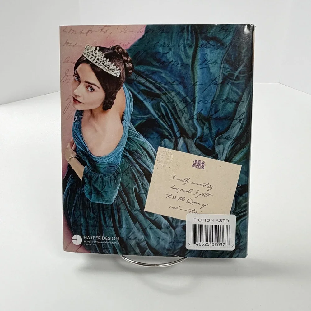 Victoria: Heart and Mind‎ of a Young Queen Official Companion to the PBS Show